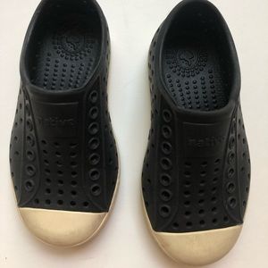 Native Jeffersons Size 8